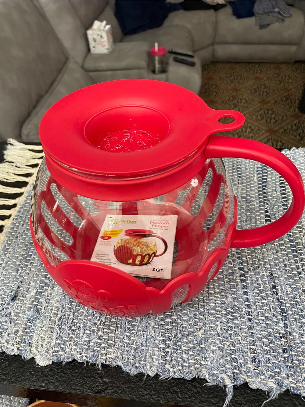 3 Qt Red Silicone-Trim Popcorn Maker with Handle